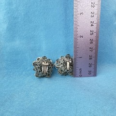Alice Caviness VTG Clip On Earrings Faux Pearl Rhinestone Cluster Signed