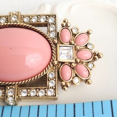 Vtg Elizabeth Taylor Avon Coral Brooch Clip Earrings Set Demi Parure Victorian