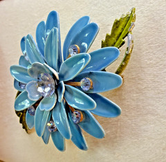 Vintage 1960s Blue Enamel Flower Brooch Rhinestone Mod Flower Power Pin – AS IS