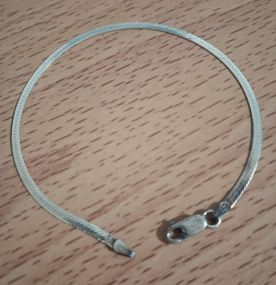 Vtg 925 Italian Italy Sterling Silver 2.5mm Herringbone Bracelet 8 1/4 inches