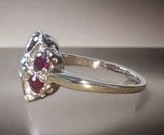 Platinum Vintage Engagement Ring 1.53ct. Natural Ruby Round Shape Diamond