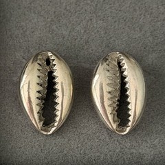 Vintage 925 Sterling Silver Cowrie Shell Shaped Post Earrings