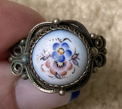 Vintage Soviet Rostov Finift Floral Enamel Ring Russian White Enamel Size 7.5