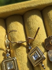 Vintage Avon Glamorous Touch Gold Tone Earrings Pierced Huggies Garnet Glass