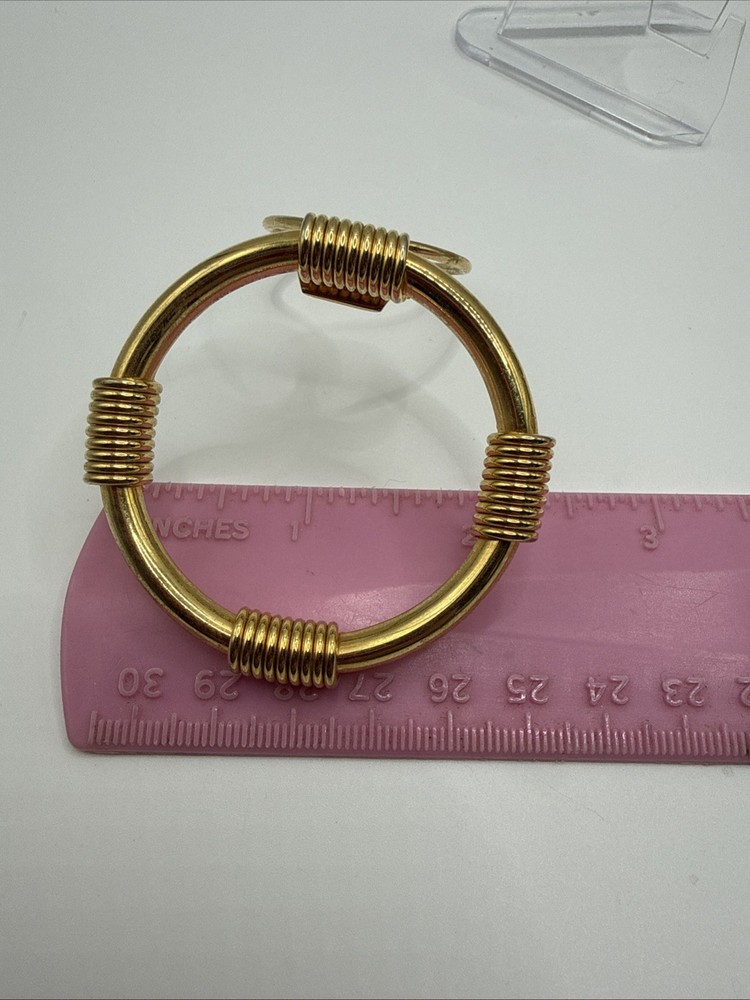 Vintage Gold Tone Textured Pattern 2” Open Round Scarf Clip