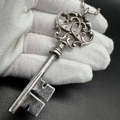 Heavy Sterling Silver Victorian Skeleton Key 3.5” On 16” Italy Bead Chain 41.4g