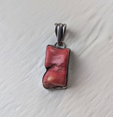 Vintage warm red coral 1 inch sterling silver 925 irregular shape pendant