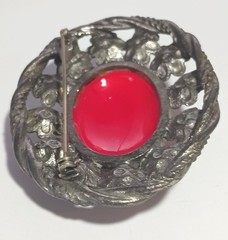 Vintage Dark Silver-tone Open Oval Brooch w/ Carved Glass? Floral Centerpiece