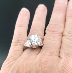 Vtg Sz 6.5 Ring Round w/ Triangles Cubic Zirconia 18KGE Fashion Jewelry STS#4