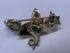 ESTATE VINTAGE PASTEL BLUE PINK CARVED GLASS SEED PEARL FLOWER BROOCH PIN