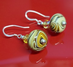 925 Lampwork Glass Bead Earrings 1.25in Sterling Silver 5gtw Brown Cream Swirl