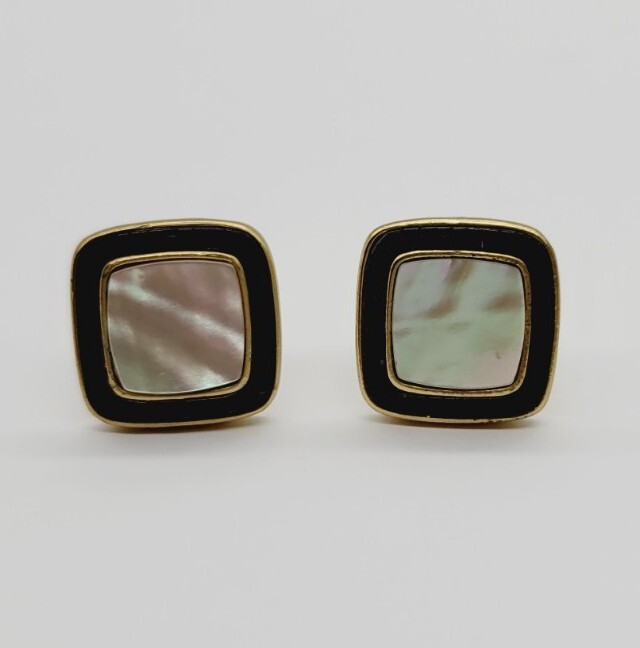 Monet Square Pearlized Gold Tone Clip Earring RARE Vintage .75 in