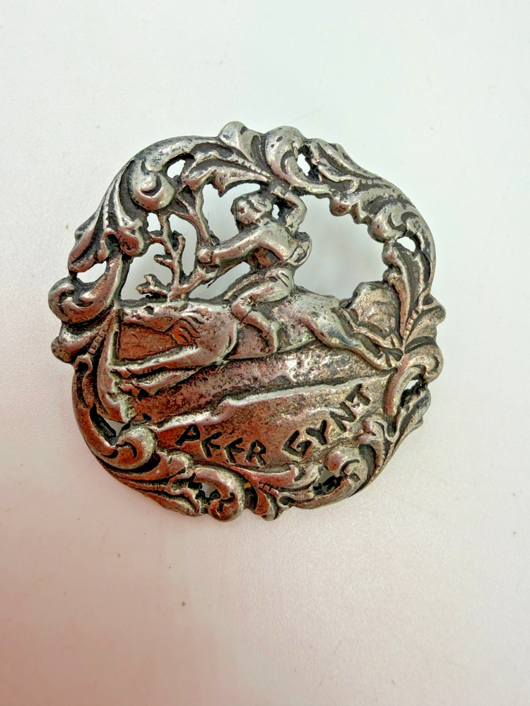 Norsk Tinn Peer Gynt Brooch Viking Style Pin Unisex