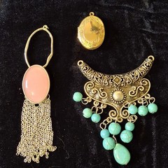Vintage Jewelry Lot All Wearable 71 Pieces