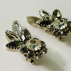 JULIANA D & E Book Piece Set; Gray & Clear Rhinestone Brooch & Earrings 1960’s