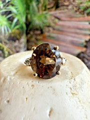 Ladies ESTATE 14k Yellow Gold NATURAL Diamond / Smokey Topaz COCKTAIL Ring
