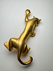 Vintage D.TOREM RENCLIF INC Gold Tone Panther Brooch Signed Figural Pin 2.75”