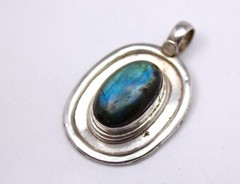 Sterling Silver And Mother of Pearl Pendant 42.50mm by 21mm 15g