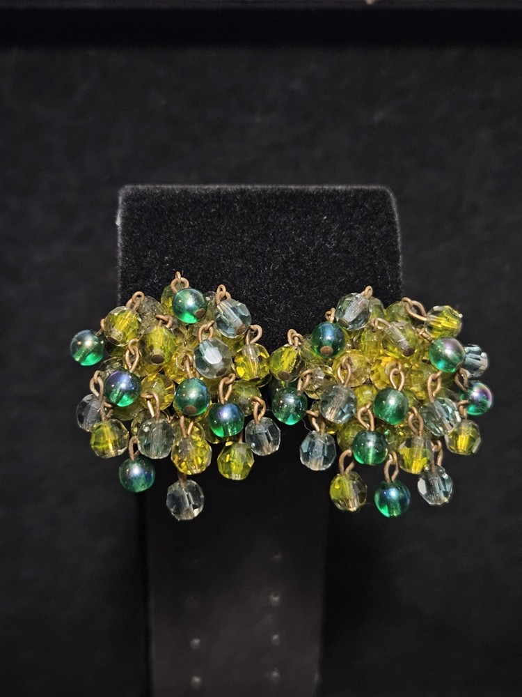 Vintage Vogue Signed Dangle Earrings Green Yellow Beaded Cluster Gold Tone 40mm