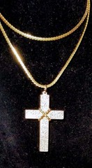 Reversible Vintage Gold Tone Cross & 24″ Chain