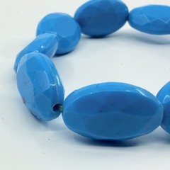 Vintage Chunky Sky Blue Faceted Oval Acrylic Bead Stretch Bracelet