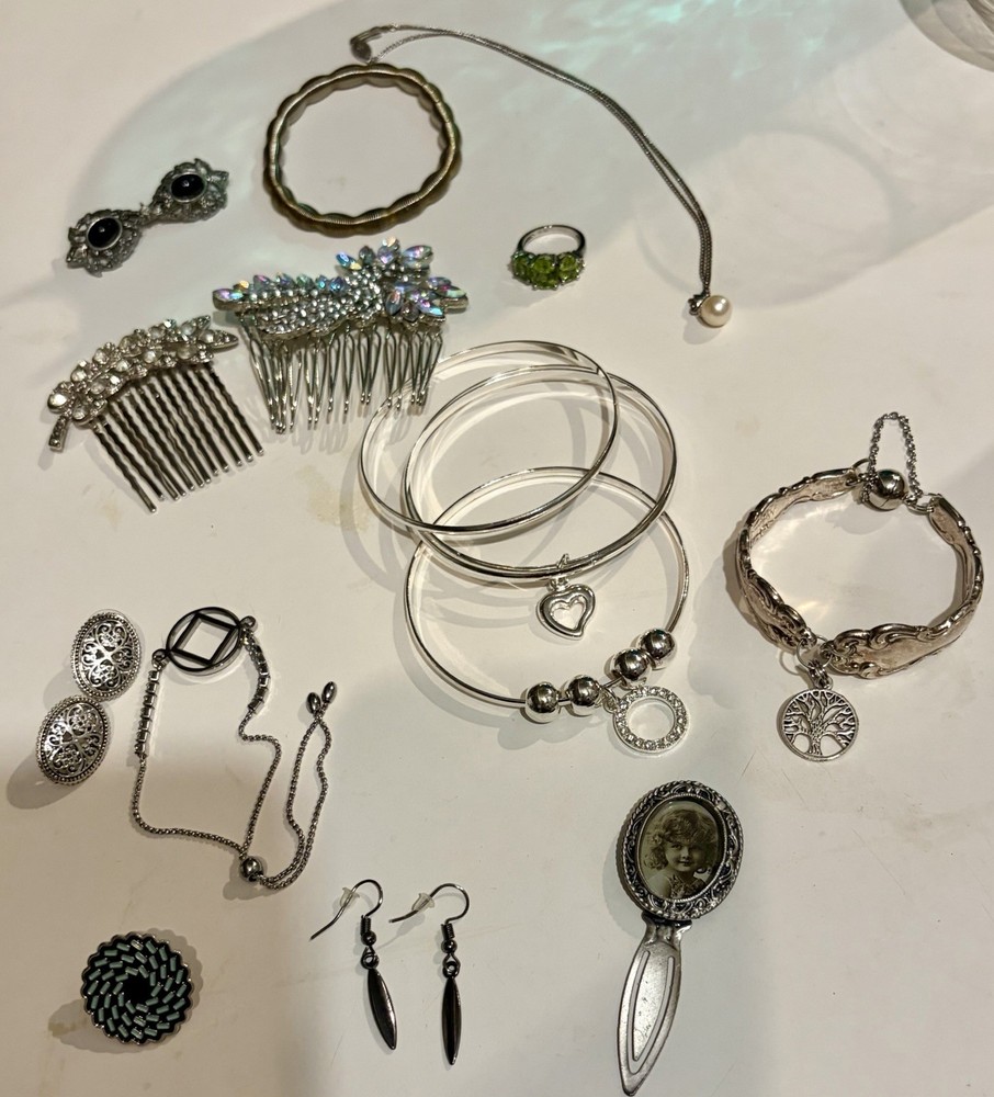 Romantic Victorian Style Silvertone & 925 Jewelry Lot (15)