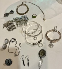 Romantic Victorian Style Silvertone & 925 Jewelry Lot (15)