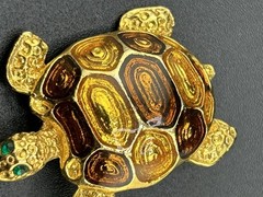 AAi Gold Tone Green Eye Rhinestone Turtle Brooch