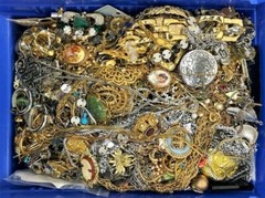 10 Pounds Unsorted Jewelry Lot Vintage Modern Lot Wear Junk Craft DIY Repurpose
