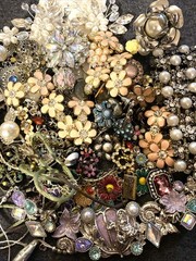 3 Lbs Pounds Unsorted Huge Lot Jewelry Vintage Now Junk Art Craft Treasure Fun