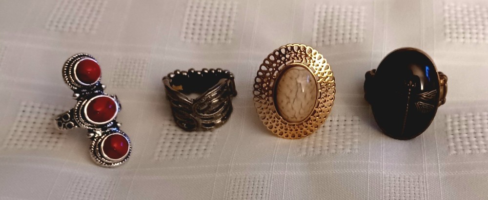 Jewelry lot 4 beautiful rings SIZE 11 stretchable Red finger ring Dragonfly