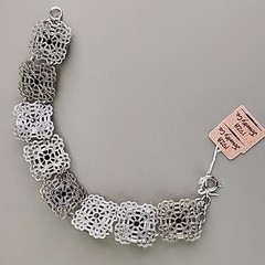 Vintage 1928 Brand Panel Bracelet Black Glass Silver Tone Filigree 7″