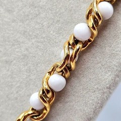 VINTAGE Gold Tone White Beaded Rope Chain Necklace