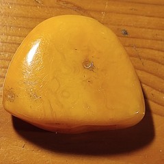 NATURAL OLD ANTIQUE BALTIC AMBER STONE 20.1 gr