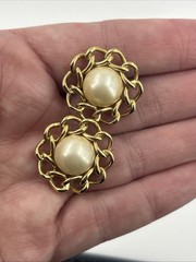 Vintage Faux Pearl Gold Tone Chain link Halo Pierced Earrings