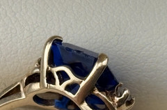 Vintage Kimberly 10K Gold, 3.7 ct Blue Tanzanite & Spinel Ring Size 6 – 2.7 gm