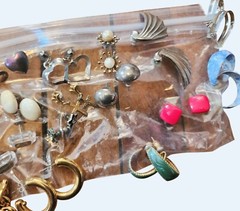 Estate Find – 17 Pairs Of Pierced Earrings w Posts Hoops Crosses Hearts & More