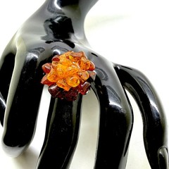 Unique cognac Whole Stone natural Amber Ring 2.45g