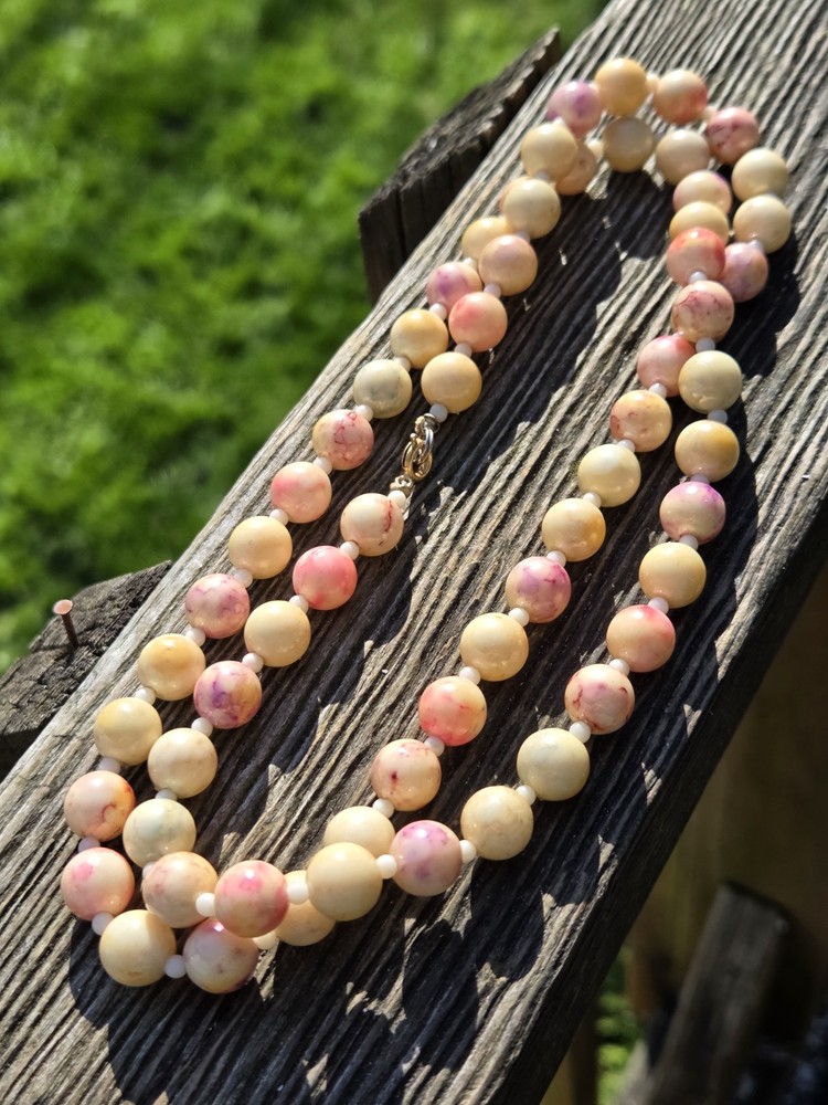 Vintage Lucite Marbled Pastel Necklace Beaded Spring Easter Pink Cream Blue