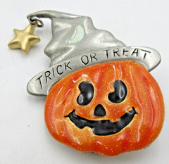 VTG AJMC GLITTER PUMPKIN WITCH RHINESTN STAR BROOCH Pin Orange black Silver Tone