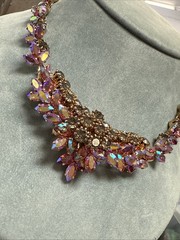 MADE IN AUSTRIA VINTAGE PINK CRYSTAL FACADE GOLD TONE NECKLACE SIGNED 13.5-15.5”