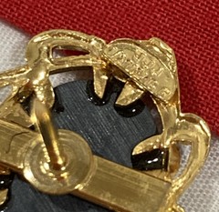 Vintage JJJ Signed 1/20 12k G.F. Gold Filled Black Onyx Mens Tie Tac or Pin