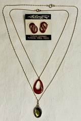 Lot 3 Pieces Vintage Estate Jewelry 2 Necklaces & New Old Stock Earrings