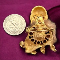 JJ Jonette Brooch Pin Dog Fur Mink Figural Googly Eyes Vintage Signed