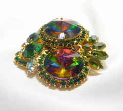 VINTAGE JULIANA DELIZZA & ELSTER GREEN WATERMELON RIVOLI RHINESTONE BROOCH ✨