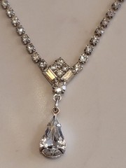 Vintage Rhinestone Necklace Crystal Teardrop Pendant Bridal Formal 16 Inch