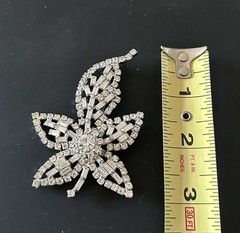 Sparkling Abstract Butterfly Flower Clear Rhinestone Brooch Unsigned 3.5”
