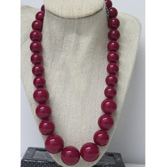 Vintage Red Graduated Bead Statement Necklace Chunky Retro Estate Jewelry