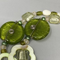Glass Necklace Green White Beads Wire Wrap Acrylic Flower Y Drop Pendant Boho 18