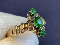 Antique Gold Filled Ring 2.09g Jewelry Size 6.75 Band Green & White Stones *READ